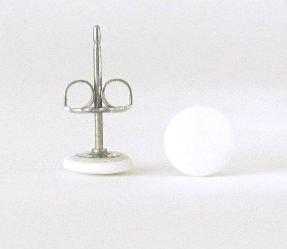 Single earring, men's stud earring, black stud earring, matte stud earring, earring for men, one stud earring, single black earring, unisex